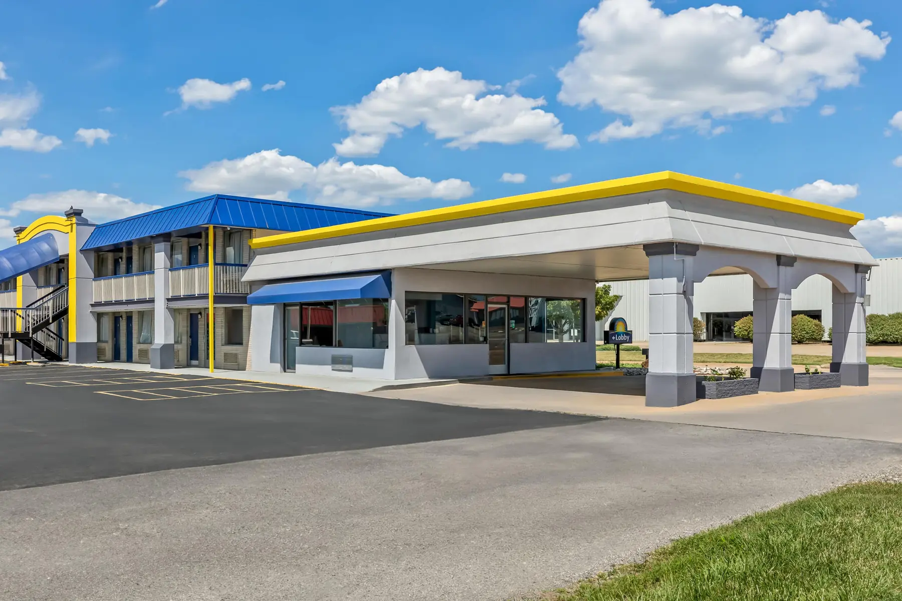 Days Inn by Wyndham Salina South exterior